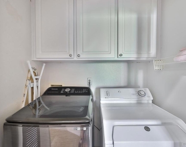 828 D Avenue - Photo Thumbnail 16