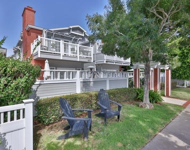 828 D Avenue - Photo Thumbnail 37