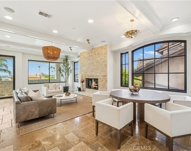 312 Carnation Avenue - Photo Thumbnail 3