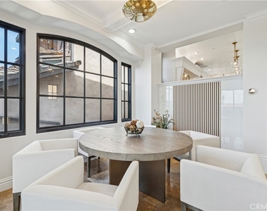 312 Carnation Avenue - Photo Thumbnail 26