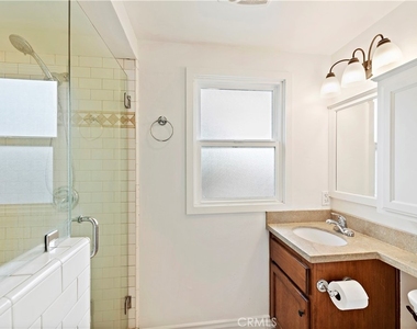 1466 Randall Way - Photo Thumbnail 18