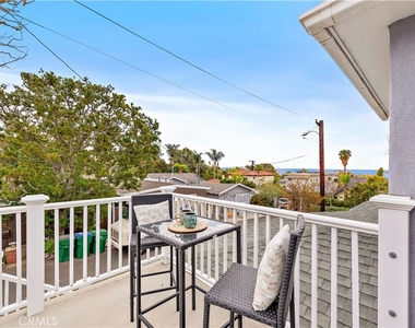 1466 Randall Way - Photo Thumbnail 15