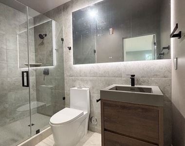 713 Devirian Place - Photo Thumbnail 10