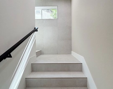 713 Devirian Place - Photo Thumbnail 19