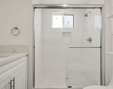 1341 N Mariposa Avenue - Photo Thumbnail 51