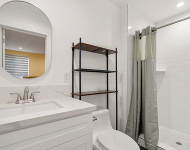 1341 N Mariposa Avenue - Photo Thumbnail 36