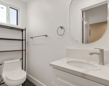 1341 N Mariposa Avenue - Photo Thumbnail 60