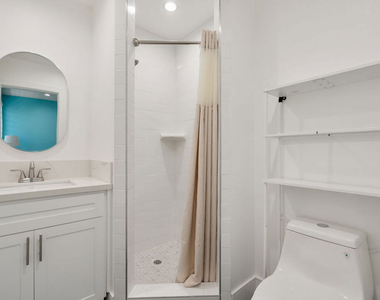 1341 N Mariposa Avenue - Photo Thumbnail 30