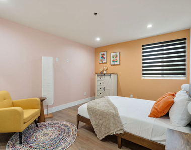 1341 N Mariposa Avenue - Photo Thumbnail 55
