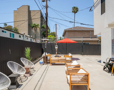 1341 N Mariposa Avenue - Photo Thumbnail 70