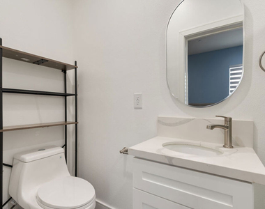 1341 N Mariposa Avenue - Photo Thumbnail 26