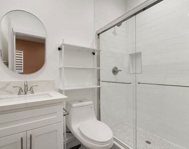 1341 N Mariposa Avenue - Photo Thumbnail 19