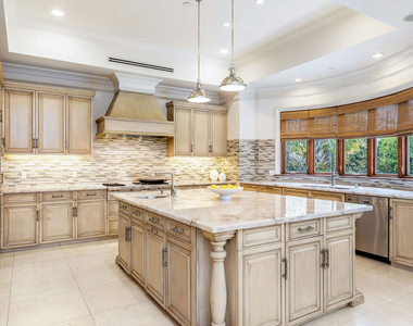 2229 Summitridge Drive - Photo Thumbnail 4