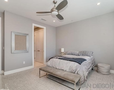 710 E Avenue - Photo Thumbnail 36