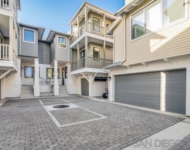 710 E Avenue - Photo Thumbnail 1