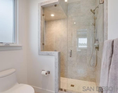 710 E Avenue - Photo Thumbnail 34