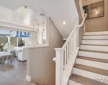 710 E Avenue - Photo Thumbnail 29