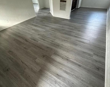 1120 N Sapodilla Avenue - Photo Thumbnail 1