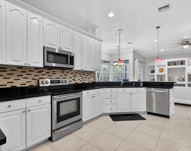 1500 Firethorn Drive - Photo Thumbnail 40