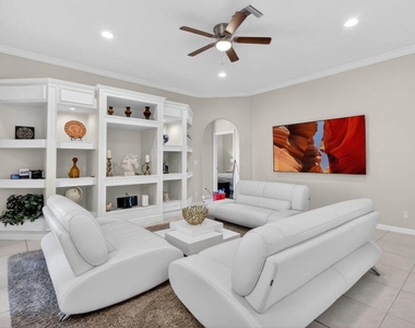 1500 Firethorn Drive - Photo Thumbnail 44