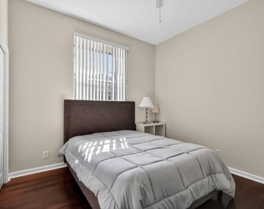 1500 Firethorn Drive - Photo Thumbnail 32
