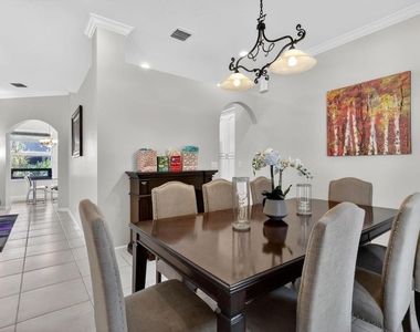 1500 Firethorn Drive - Photo Thumbnail 10
