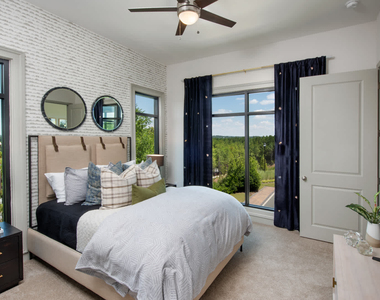 900 View Dr - Photo Thumbnail 16