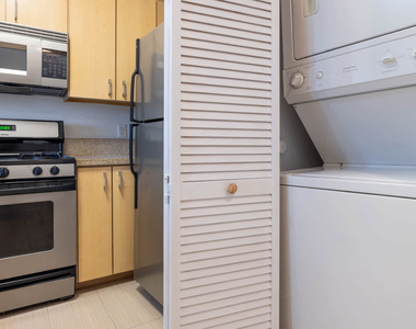 375 East 2nd Street - Photo Thumbnail 26