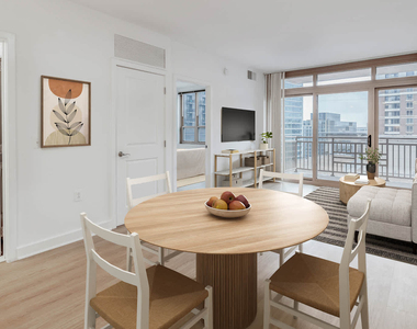 818 N. Quincy Street - Photo Thumbnail 8