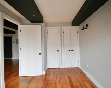 Lenox Road - Photo Thumbnail 4