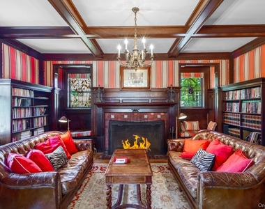 94 Quogue Street - Photo Thumbnail 6