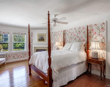 94 Quogue Street - Photo Thumbnail 22