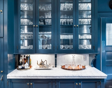 94 Quogue Street - Photo Thumbnail 10