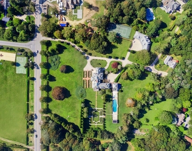 94 Quogue Street - Photo Thumbnail 40