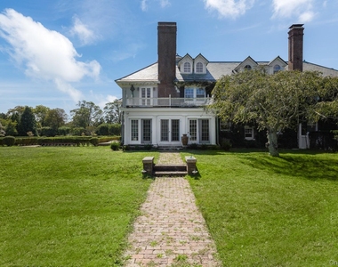 94 Quogue Street - Photo Thumbnail 36