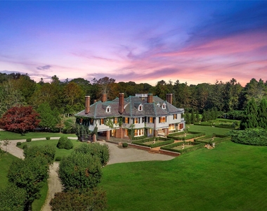 94 Quogue Street - Photo Thumbnail 47