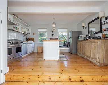 78 Mecox Road - Photo Thumbnail 9