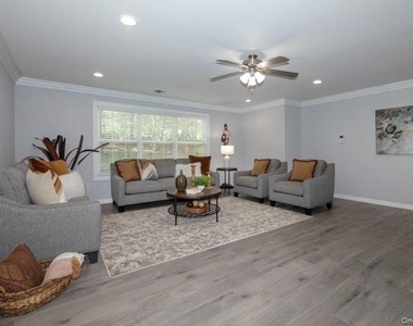 83 Village Green Drive - Photo Thumbnail 4