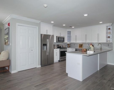 83 Village Green Drive - Photo Thumbnail 2