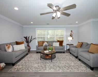 83 Village Green Drive - Photo Thumbnail 5