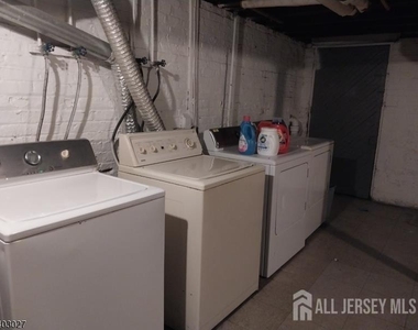 97 Easton Avenue - Photo Thumbnail 5