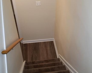 214 Castleton Terrace - Photo Thumbnail 3