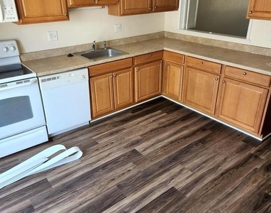 214 Castleton Terrace - Photo Thumbnail 1