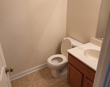 214 Castleton Terrace - Photo Thumbnail 13