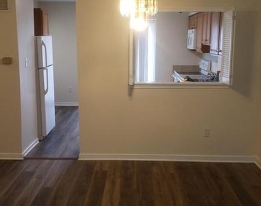 214 Castleton Terrace - Photo Thumbnail 2