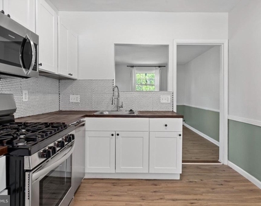 2305 Pickwick Road - Photo Thumbnail 5