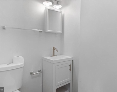 2305 Pickwick Road - Photo Thumbnail 8