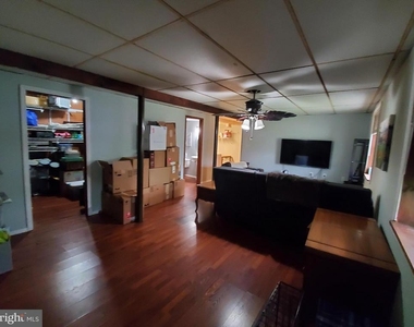 27 Harkfort Road - Photo Thumbnail 4