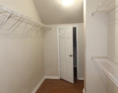 6804 N Capital Of Texas Highway - Photo Thumbnail 16