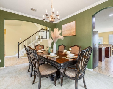 1002 Wallin Farms Cv - Photo Thumbnail 6